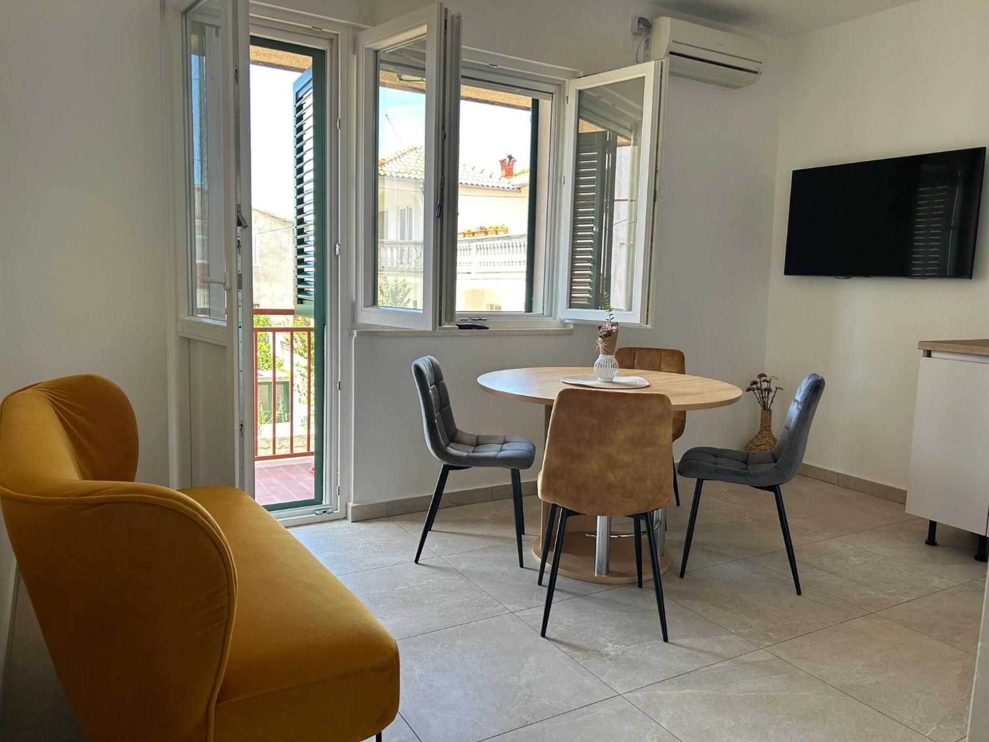 Apartman Marita Jezera Luaran gambar